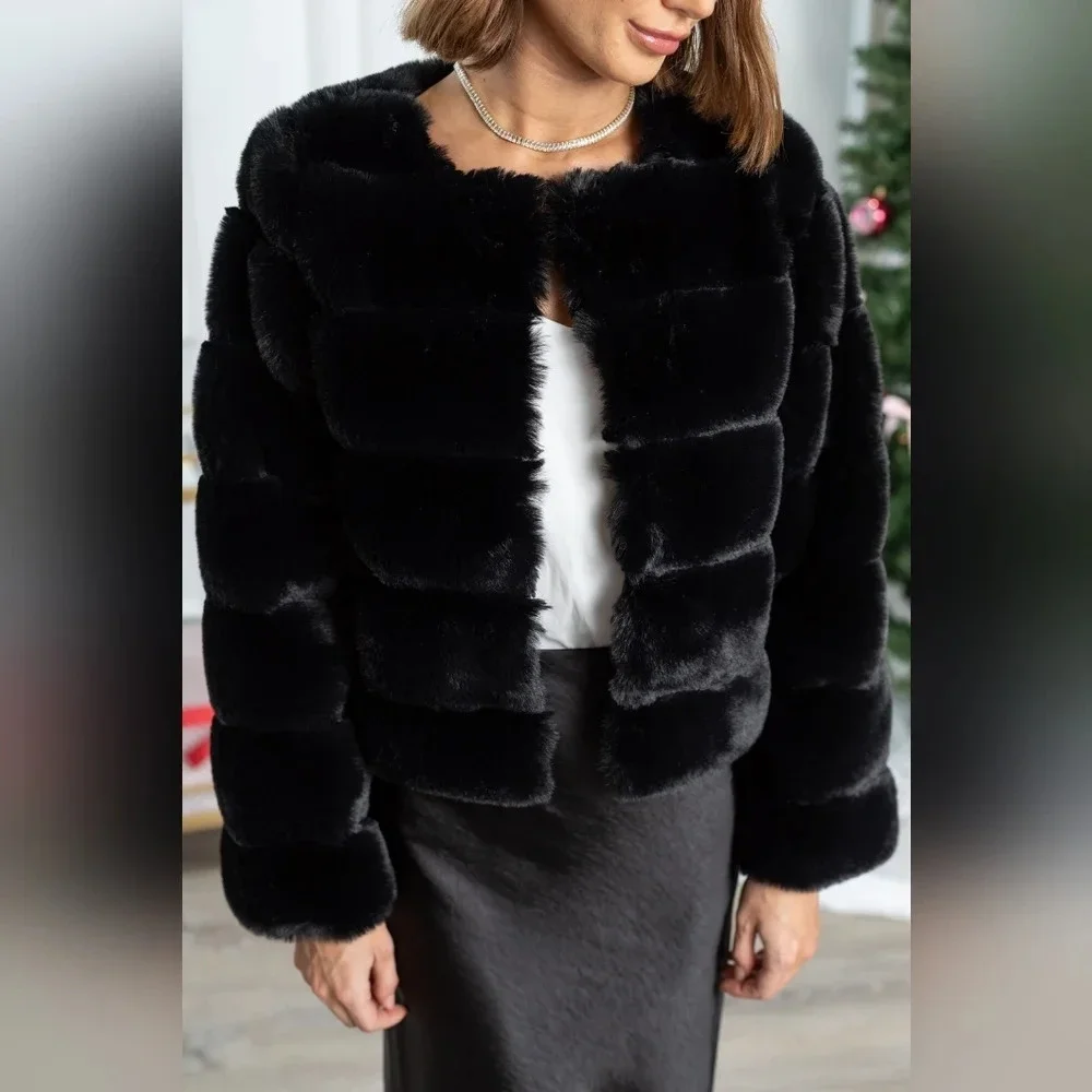 TIMING-AVARA Janet Faux  Fur Jacket- Black - Picture 2 of 13